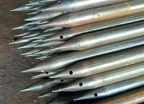 玛曲隧道钢花管现货